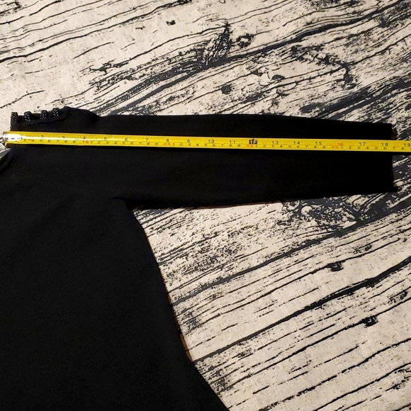 Top Medium Black - Picture 8 of 8